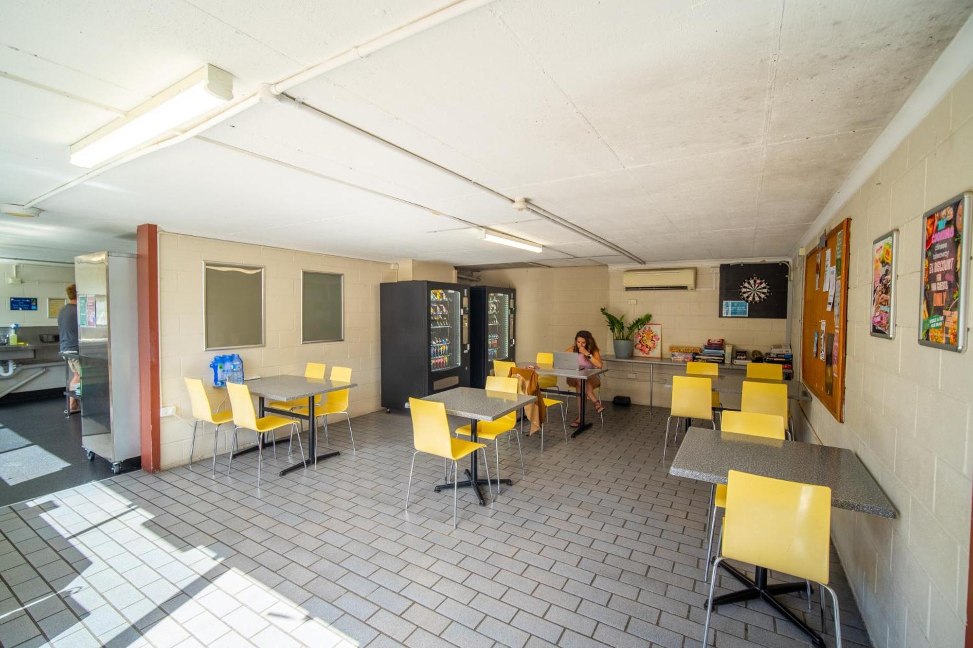 The Hostel, Airlie Beach Exteriör bild